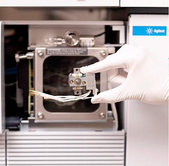 Водоро-инертный источник ионов для 5977С