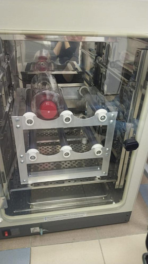 Роллерная установка для CO₂-инкубаторов, 1-10, об/мин, 4 места, выносная панель, РУ-4, Россия