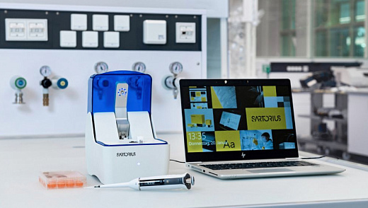 Компактная система Octet N1 для изучения межмолекулярных взаимодействий с использованием технологии BLI, позволяющая провести анализ содержания целевого белка в 4 мкл образца